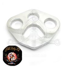 Support for Suspensions. Solid aluminum chassis