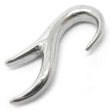 Tribal Ear Claw in 316L Surgical Steel.