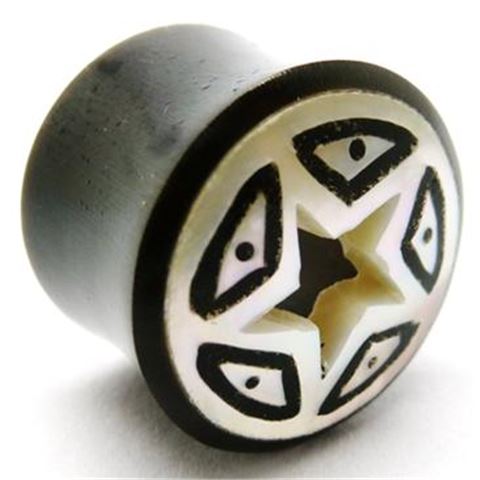 Horn Flesh Plug with inlaid picture of pearly Star